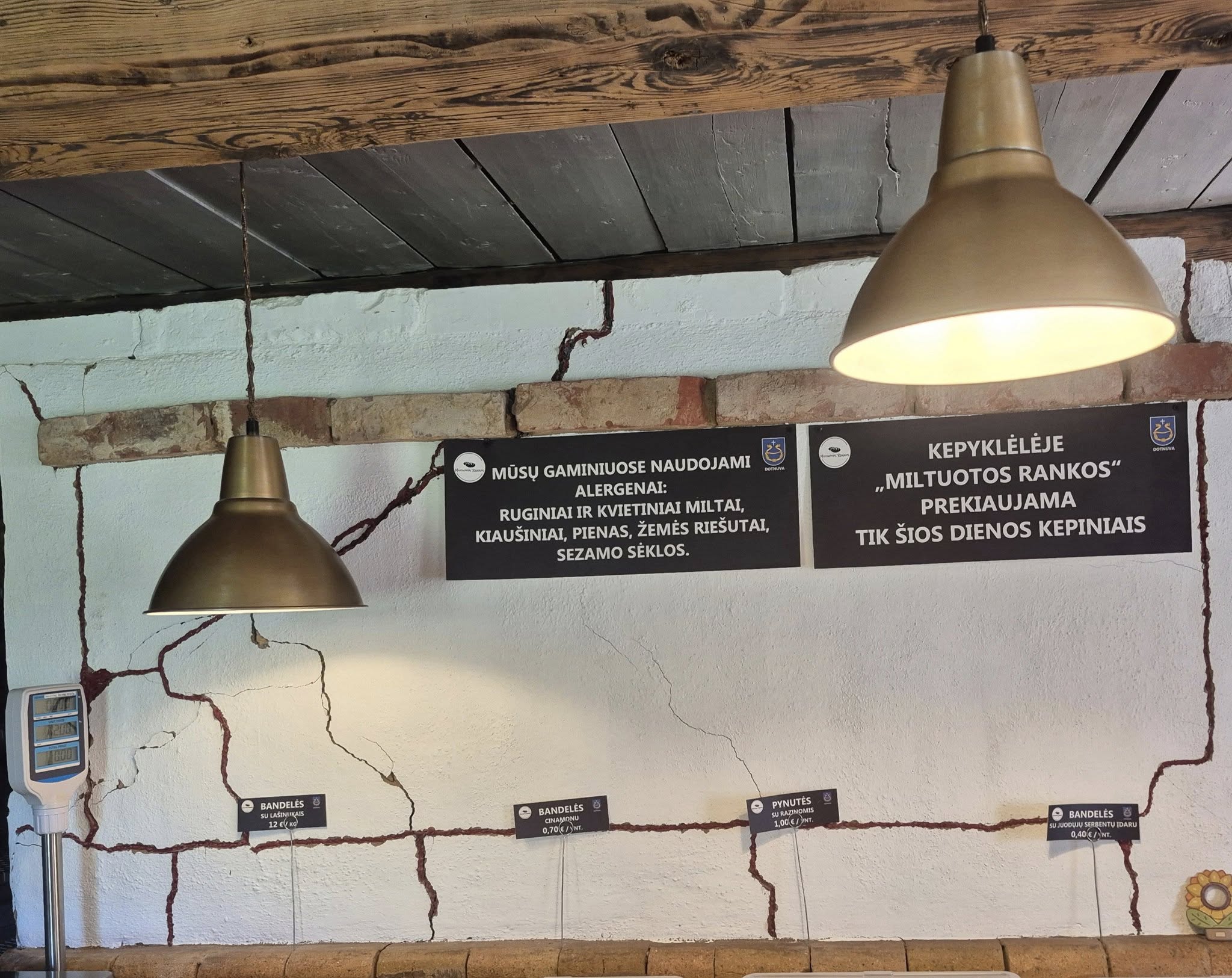Aplankėme „Miltuotas rankas“