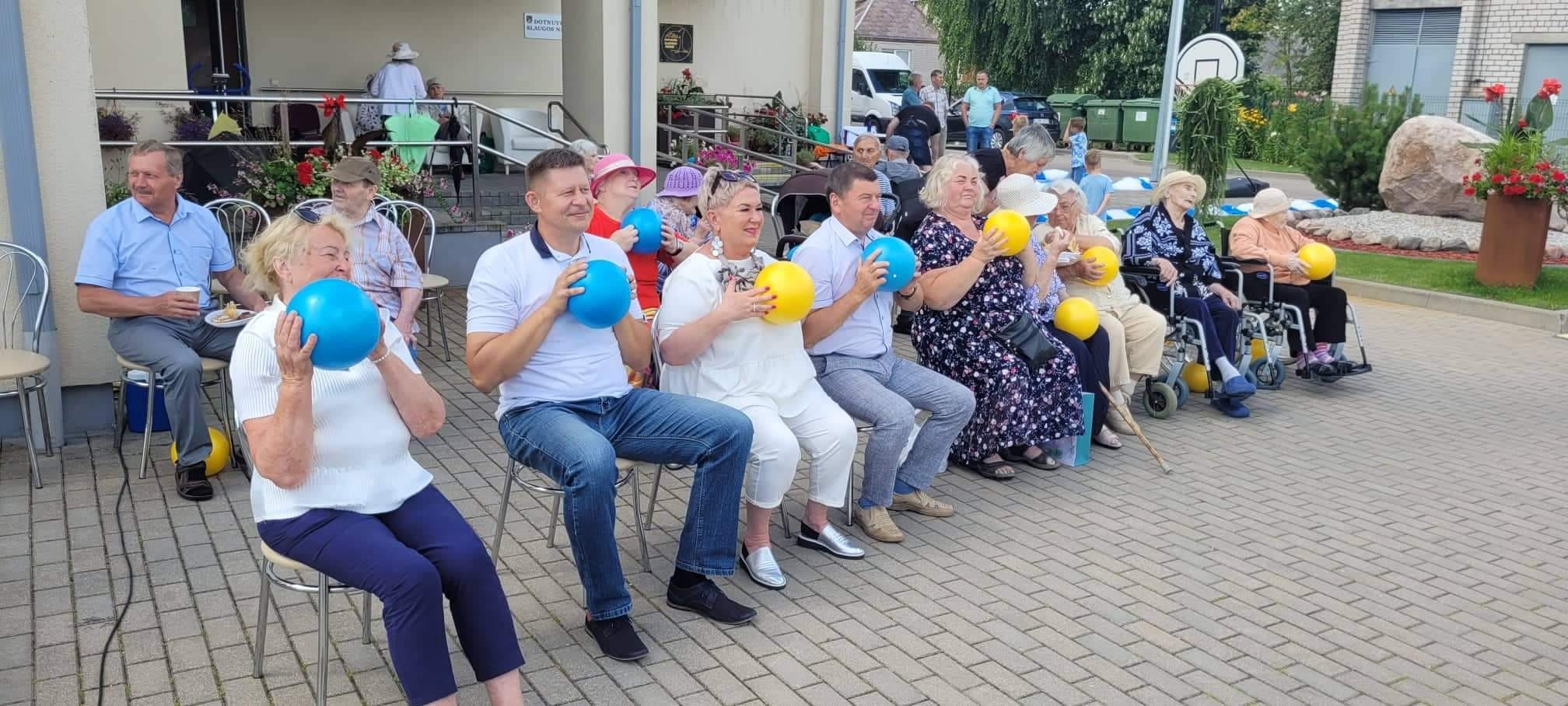 Šeimų šventė „Apkabinkime savo artimąjį“